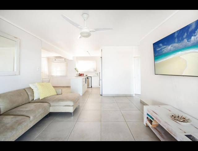 3 BEDROOM APARTMENT FOR SALE IN NEWSEL BEACH